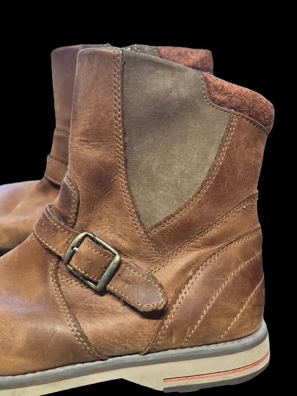 L.L.Bean Women’s Brown Leather Ankle Boots – Size 8M
